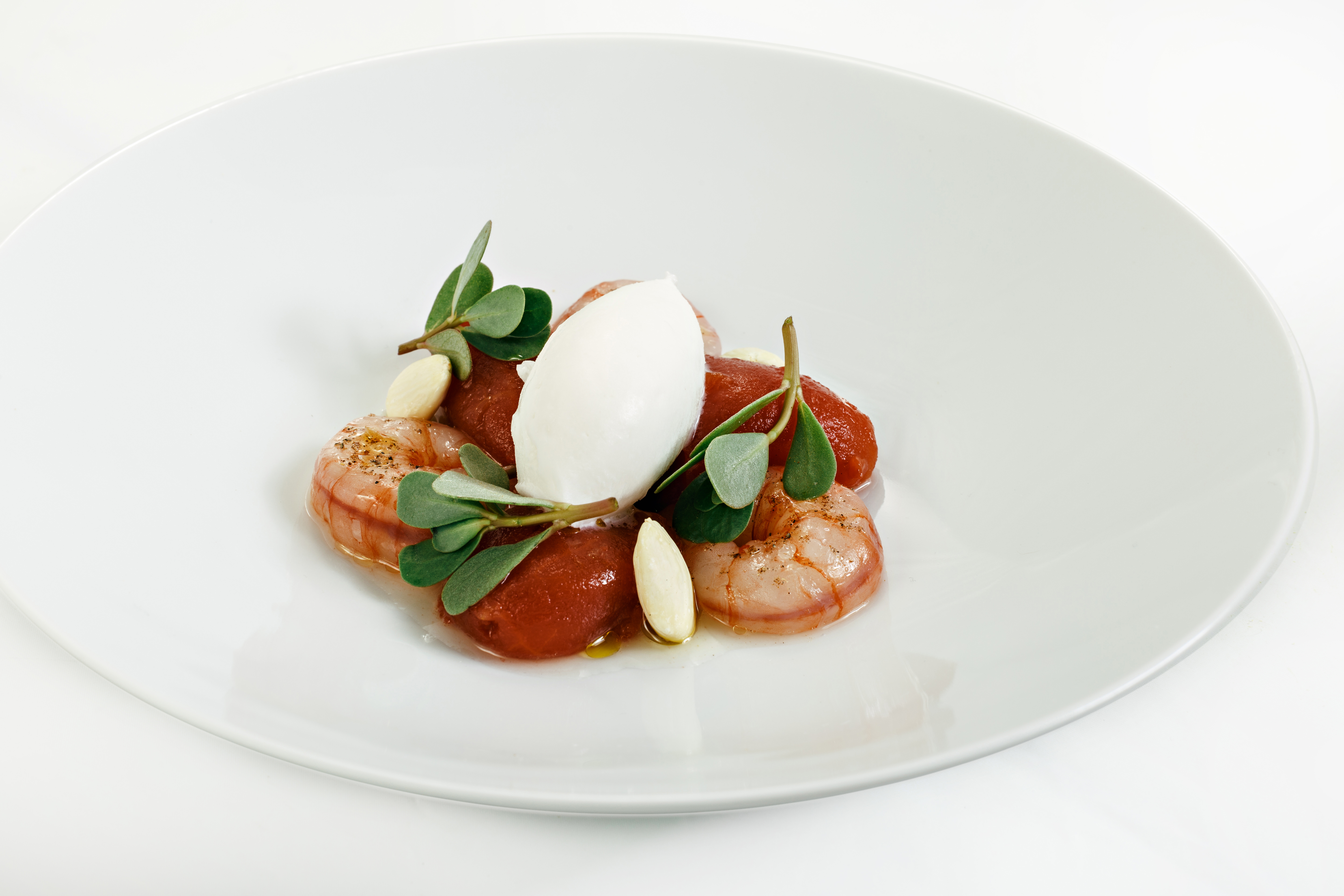 Enjoy a Gourmet Experience staying with us and discover our menu with Michelin Star