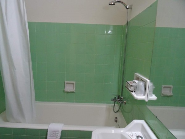 Chambre double économique avec baignoire